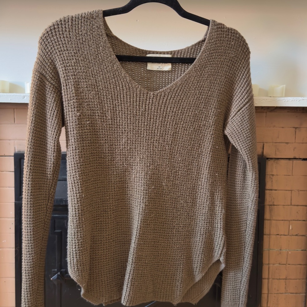 Wilfred Taupe V-Neck Merino Wool Waffle Knit Sweater